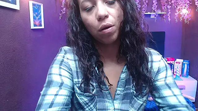 Snapshot of monik299 chatting on 04/27/26, 01:09 monik299 online show from 04/27/26, 01:09