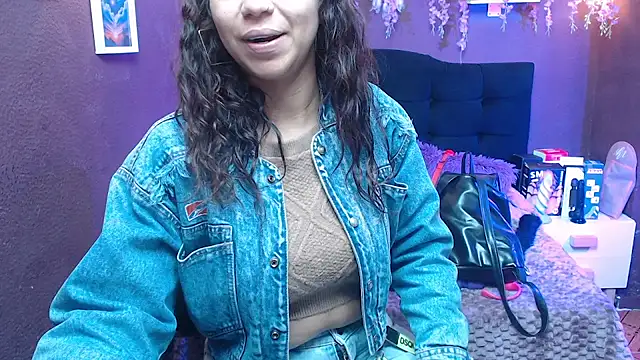 Snapshot of monik299 chatting on 05/21/26, 01:08 monik299 online show from 05/21/26, 01:08