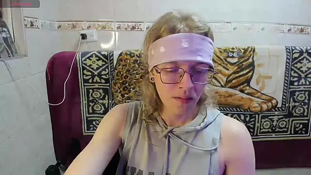 Jinnbooky online show from 07/22/26, 08:16