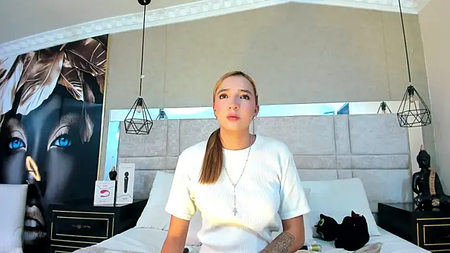 SamaanthaMiller online show from 05/06/26, 08:35