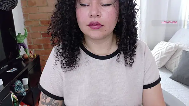 MissBronte online show from 05/23/26, 03:44