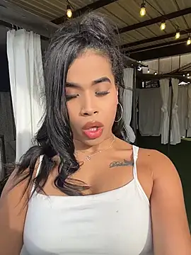 EmmaExoticaXXX online show from 05/30/26, 09:31