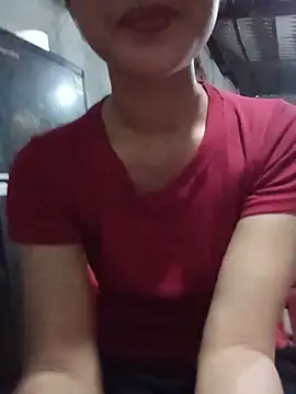 Rosie LoveUU online show from 05/18/26, 10:36