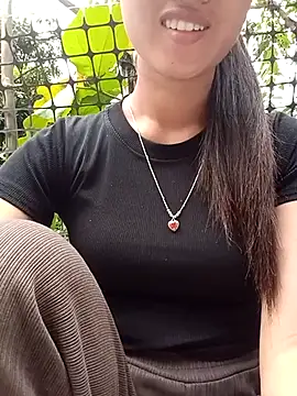 Rosie LoveUU online show from 04/23/26, 11:39