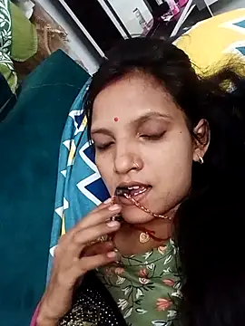 SS sanjna online show from 05/15/26, 11:30