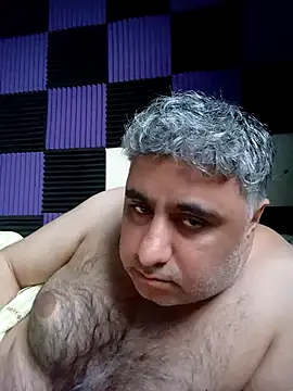 bearfilms online show from 04/23/26, 04:41