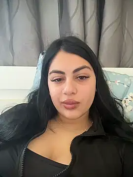 LilyLovell online show from 04/26/26, 11:40