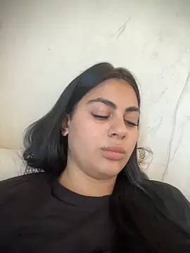 LilyLovell online show from 06/04/26, 12:10