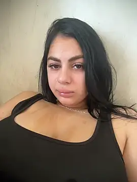 LilyLovell online show from 05/13/26, 11:06