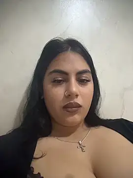 LilyLovell online show from 05/19/26, 04:47