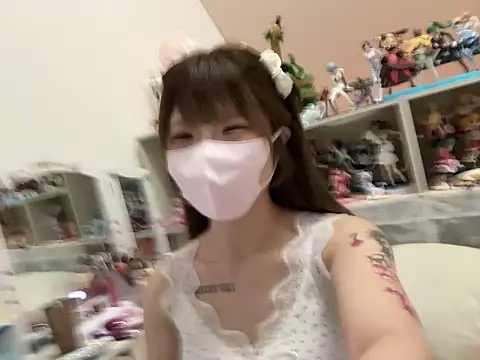 Snapshot of crazyhappy_omanko chatting on 05/11/26, 02:45 crazyhappy omanko online show from 05/11/26, 02:45