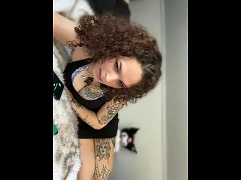 snowbunnyxs online show from 04/27/26, 02:59