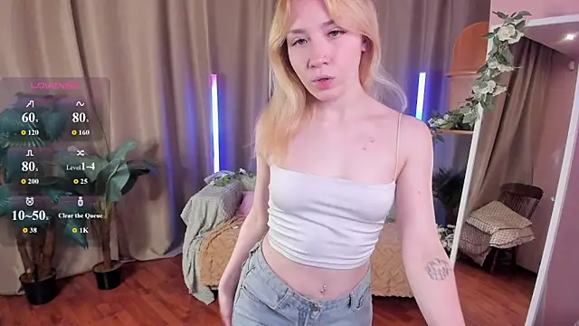 Nina original online show from 06/09/26, 02:12
