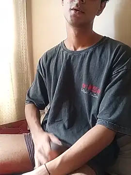 Snapshot of skinny_raj chatting on 06/16/26, 08:58 skinny raj online show from 06/16/26, 08:58