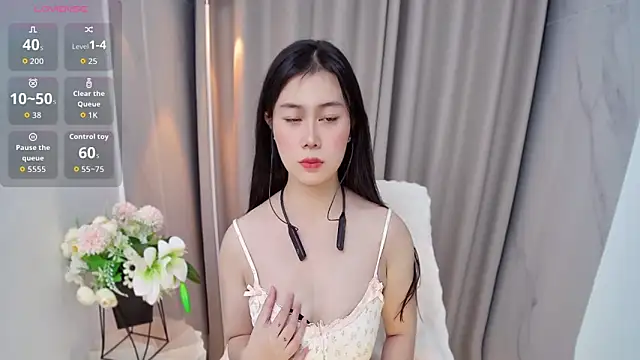 Luna-xinxin online show from 04/24/26, 10:01