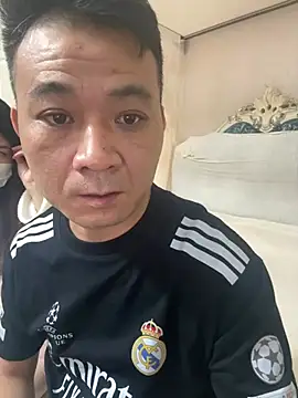 xiaowei zhibo online show from 05/06/26, 12:58