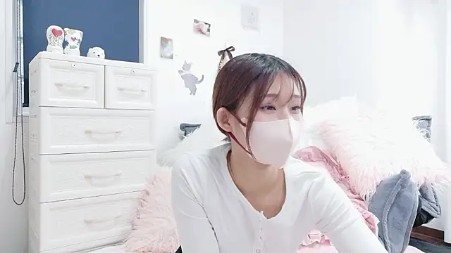 Neko o33 online show from 06/02/26, 08:14
