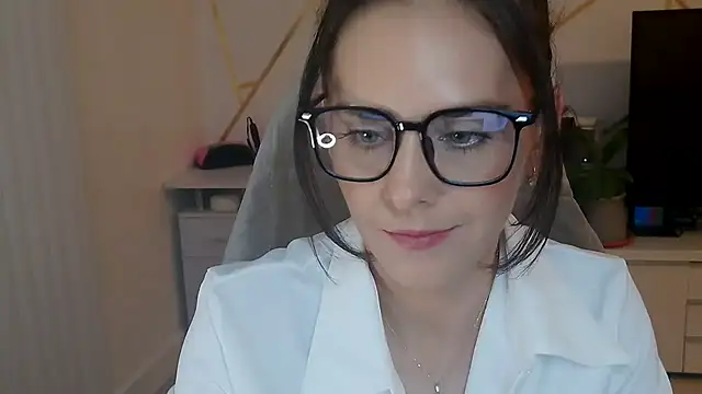Snapshot of khalessi13 chatting on 05/07/26, 09:07 khalessi13 online show from 05/07/26, 09:07