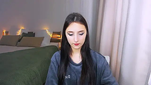 Snapshot of JulietteMonli chatting on 06/02/26, 11:32 JulietteMonli online show from 06/02/26, 11:32