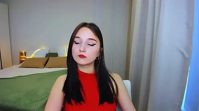 Snapshot of JulietteMonli chatting on 06/12/26, 12:03 JulietteMonli online show from 06/12/26, 12:03