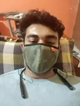 D-n-n-y69 online show from 04/23/26, 06:31