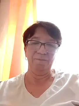KetQueen101 online show from 04/28/26, 01:37