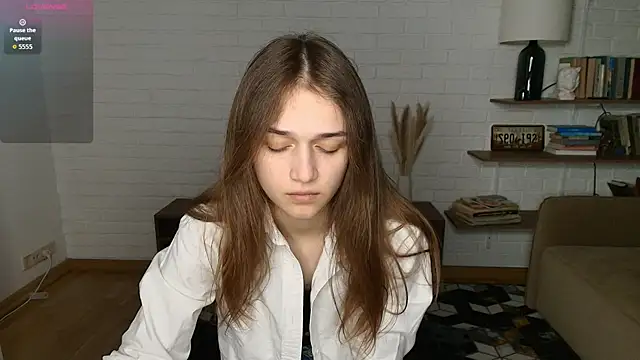 TeishaSprecher online show from 05/13/26, 09:11