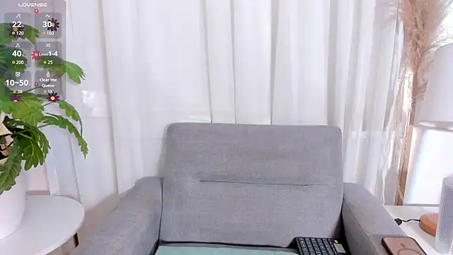 RachelArias online show from 05/24/26, 12:27