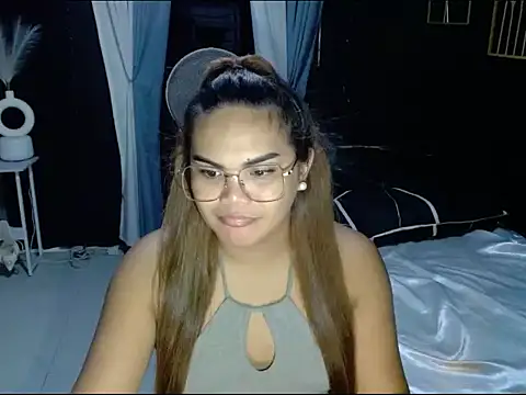 Snapshot of Kendallfoxx chatting on 06/17/26, 08:41 Kendallfoxx online show from 06/17/26, 08:41
