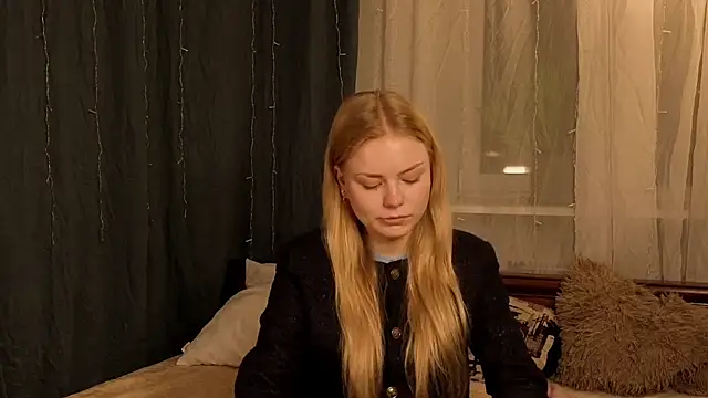 LavonaMadlem online show from 05/26/26, 09:02