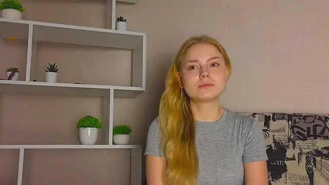 LavonaMadlem online show from 06/11/26, 09:34