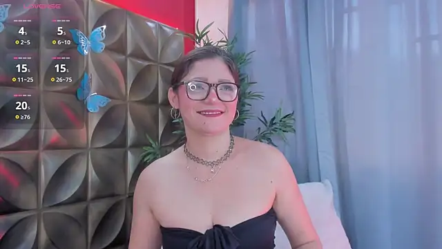 Snapshot of Gaia_rougee chatting on 07/10/26, 06:30 Gaia rougee online show from 07/10/26, 06:30