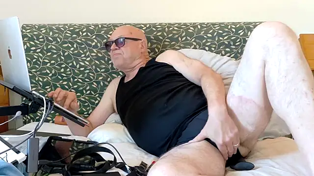 KinkCentral online show from 06/10/26, 06:42