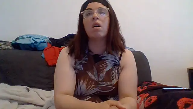 miss16 online show from 06/01/26, 01:44