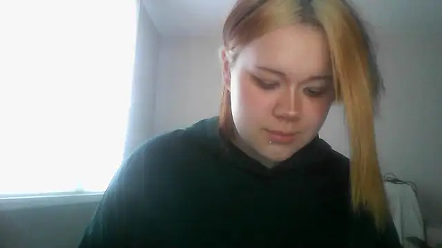 Amanda Mia  online show from 06/05/26, 05:23