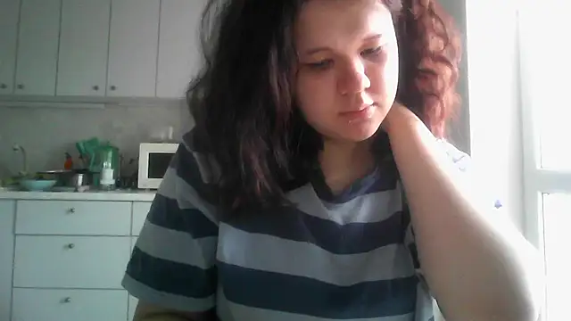 Amanda Mia  online show from 05/13/26, 08:32