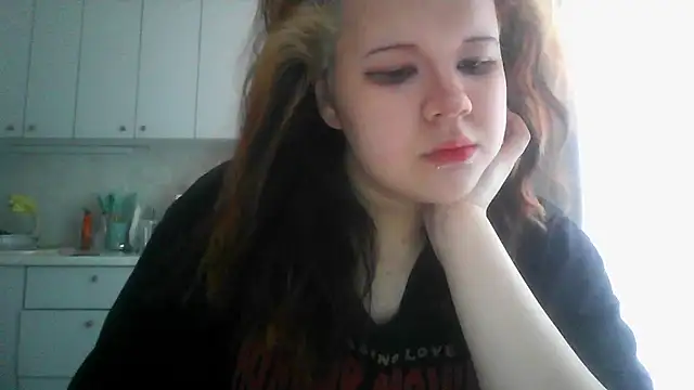 Amanda Mia  online show from 05/20/26, 08:11