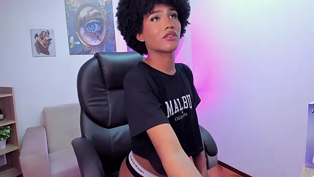 NaomiSaenz  online show from 05/18/26, 04:01