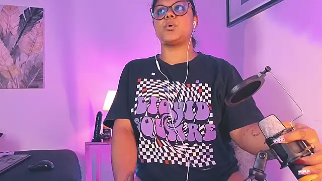 chelseea bluey1 online show from 06/10/26, 07:37