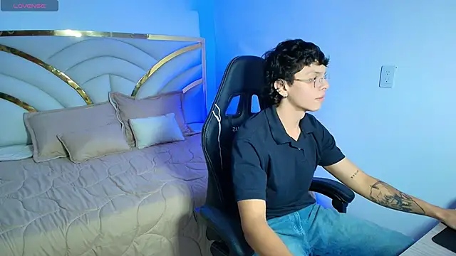 Milo Storm online show from 04/24/26, 12:40