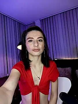 mariana  thompson online show from 05/08/26, 01:31