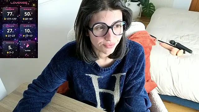 charlieangella online show from 05/13/26, 07:32