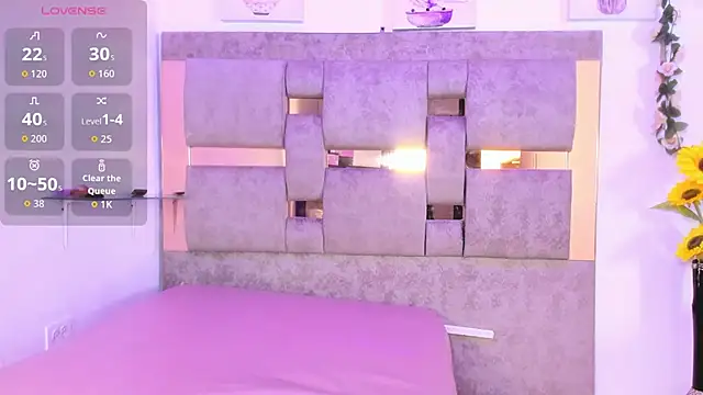 Playful Violet online show from 05/24/26, 02:06