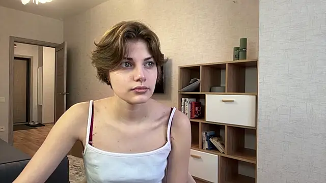 LinaFlamie online show from 06/08/26, 10:16