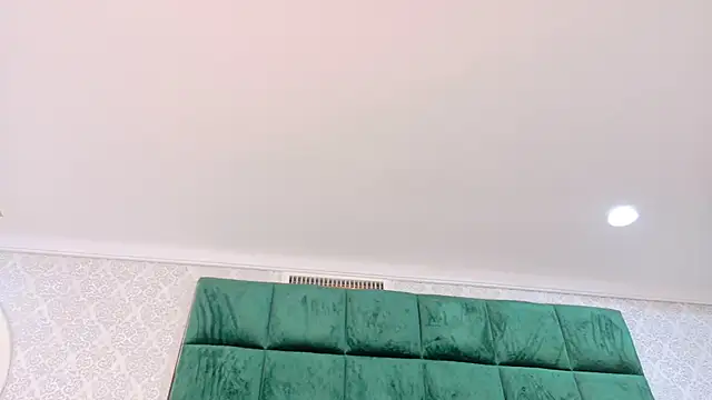 Elektradoll1 online show from 05/02/26, 12:43
