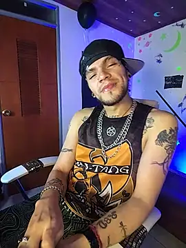 FonixXBelialX online show from 06/02/26, 12:10