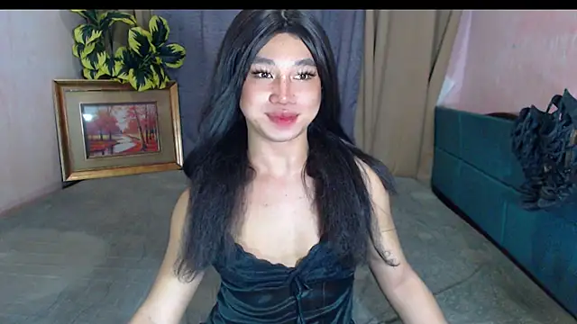 yourtransslut69 online show from 08/09/26, 02:23