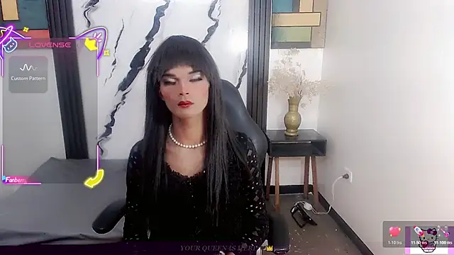 Snapshot of _emma_miller chatting on 07/10/26, 10:59 emma miller online show from 07/10/26, 10:59