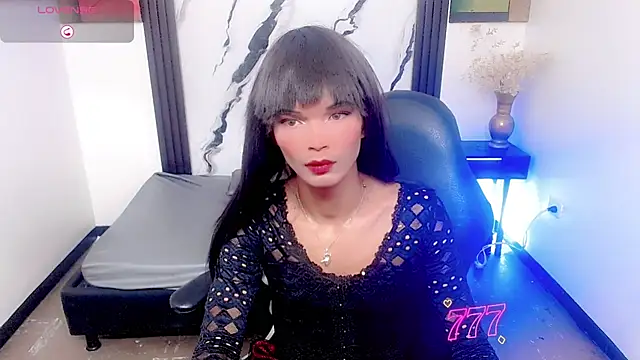 Snapshot of _emma_miller chatting on 06/23/26, 11:30 emma miller online show from 06/23/26, 11:30