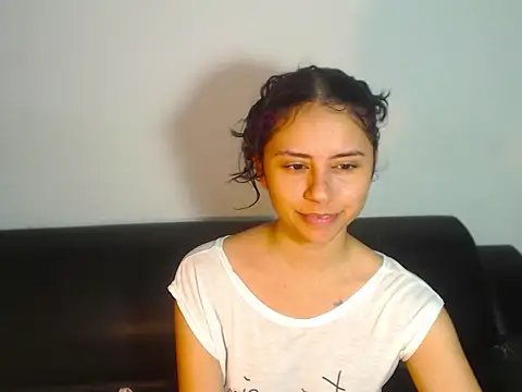 BellaLuxxs online show from 05/11/26, 11:35